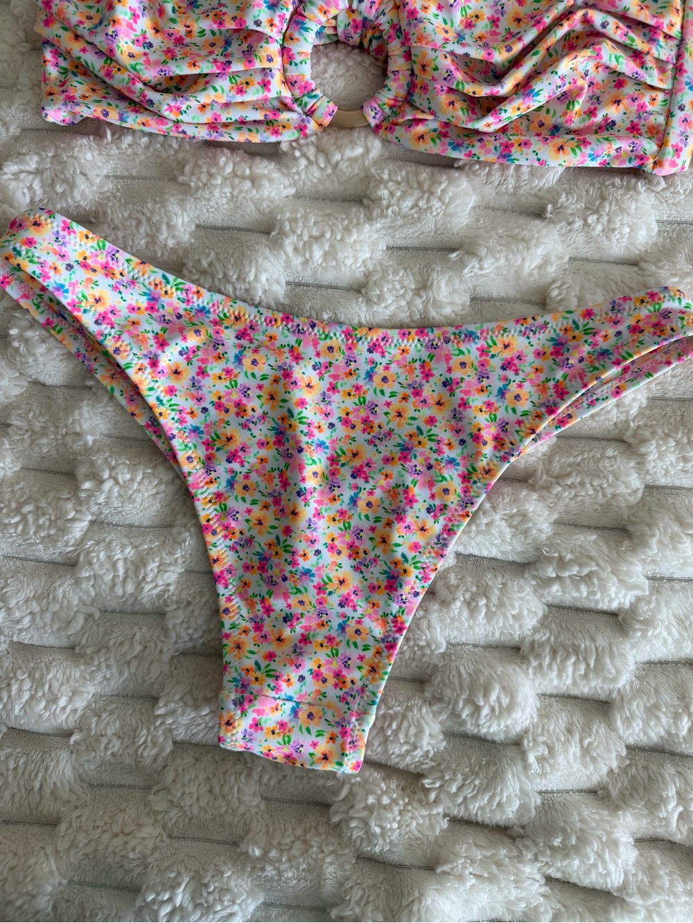 Kulani Kini bikini set - Picture 4 of 6